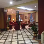 Hotel Central Hotel 2*