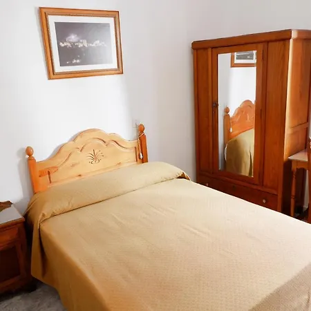 Hotel Central Hotel 2*