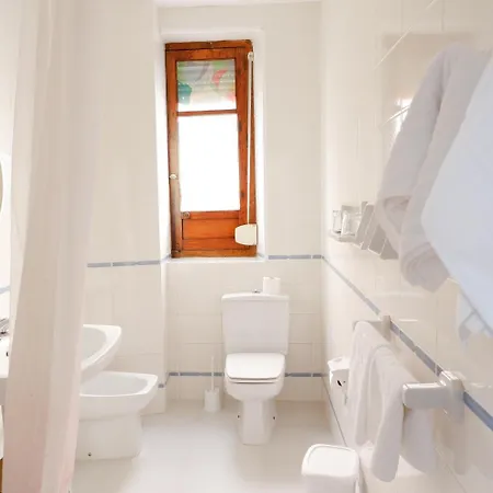 酒店 Hotel Central 兰哈龙