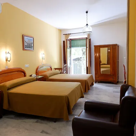 酒店 Hotel Central