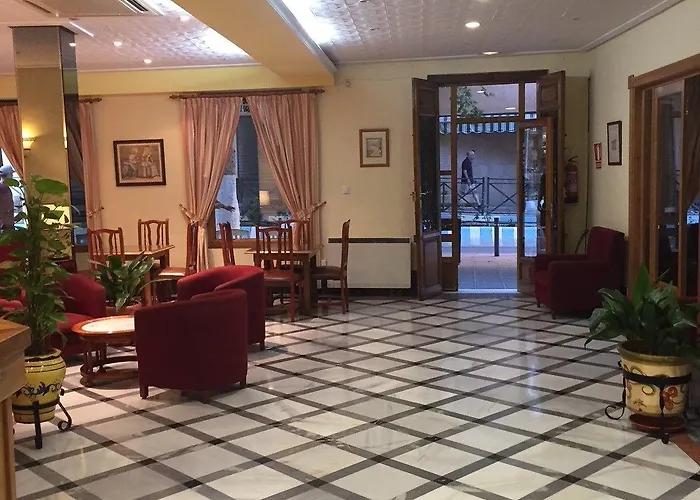 Hotel Central 2*