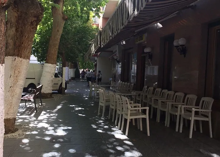 Hotel Central מלון Lanjarón