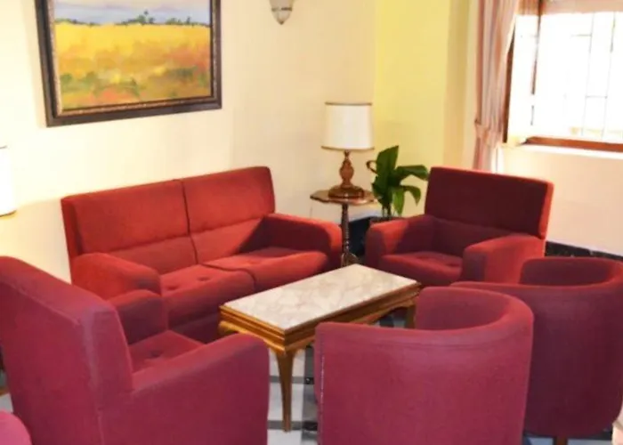 Hotel Central מלון